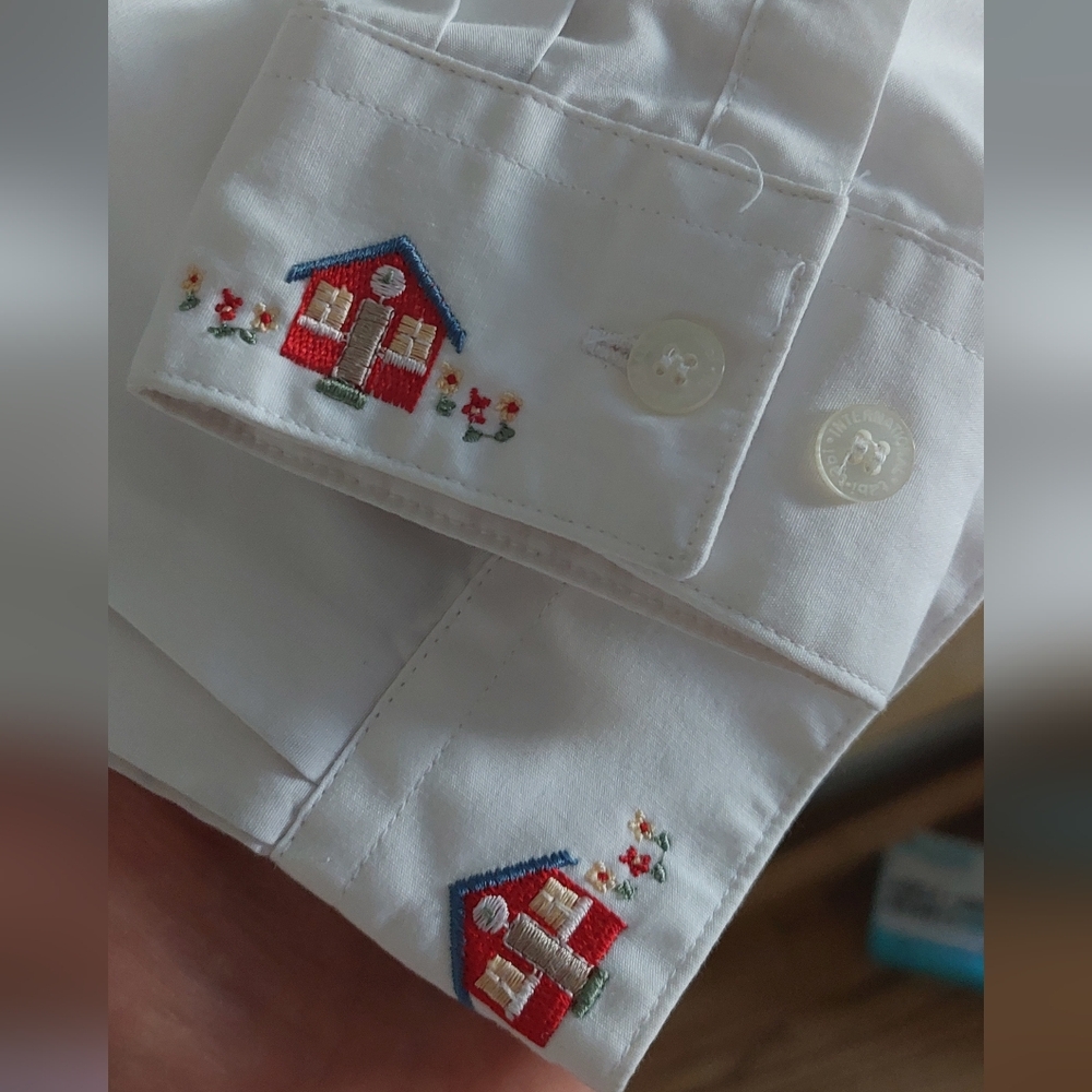 Vintage Tabi International Embroidered school teacher blouse. - Picture 4 of 6